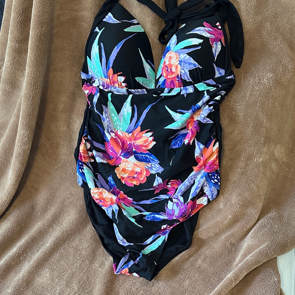 NWT Halter One-Piece Swimsuit Sz 16